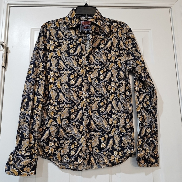 CONSEQUENCE Slim fit size small men Paisley shirt. - Picture 11 of 16